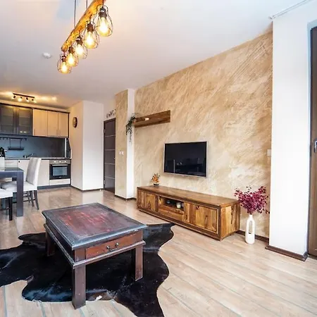 Апартаменти Alpin 1br + Spa In Complex Бансько